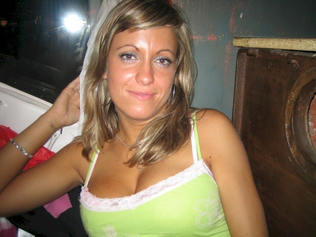 Adoptez une femme adultère jolie