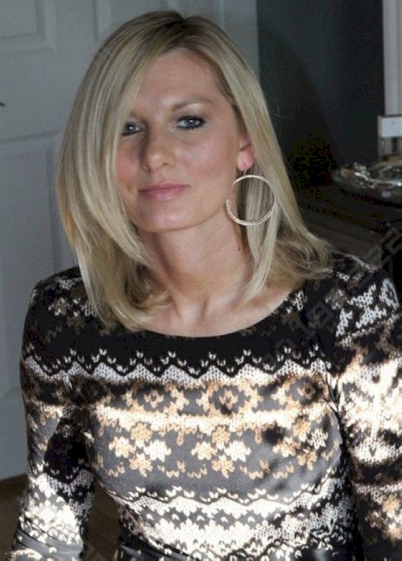 Cougar dominatrice pour mec qui se soumet